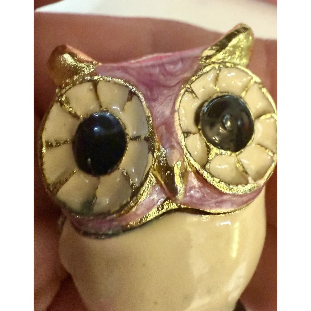 Enameled Owl Trinket Box W Rhinestones‎ And Magnetic Clasp